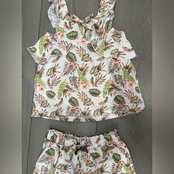 Little Lass Floral Ruffle Top and Shorts Set - Picture 2 of 3